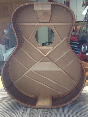 Eberhardt Guitar Construction Pic